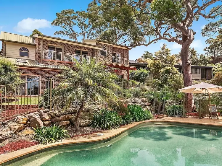 17 Walsh Close, Illawong NSW 2234