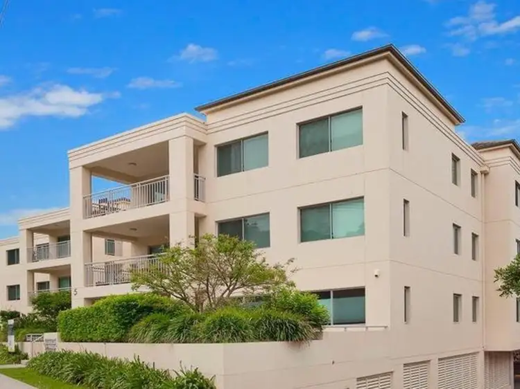 Second view of Homely house listing, 7/5 Station Street, Thirroul NSW 2515