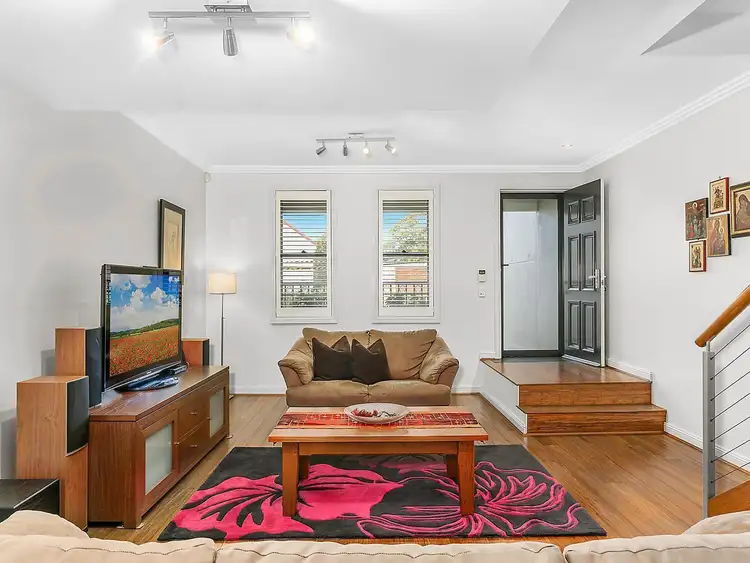 39 Crown Street, St Peters NSW 2044