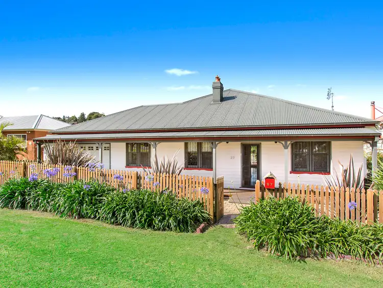 27 Barney Street, Kiama NSW 2533