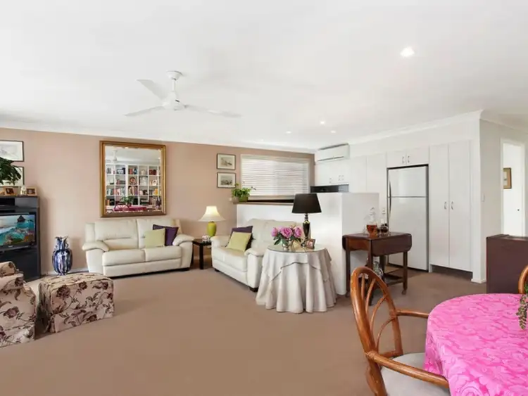 4/4 Itong Place, Currumbin Waters QLD 4223