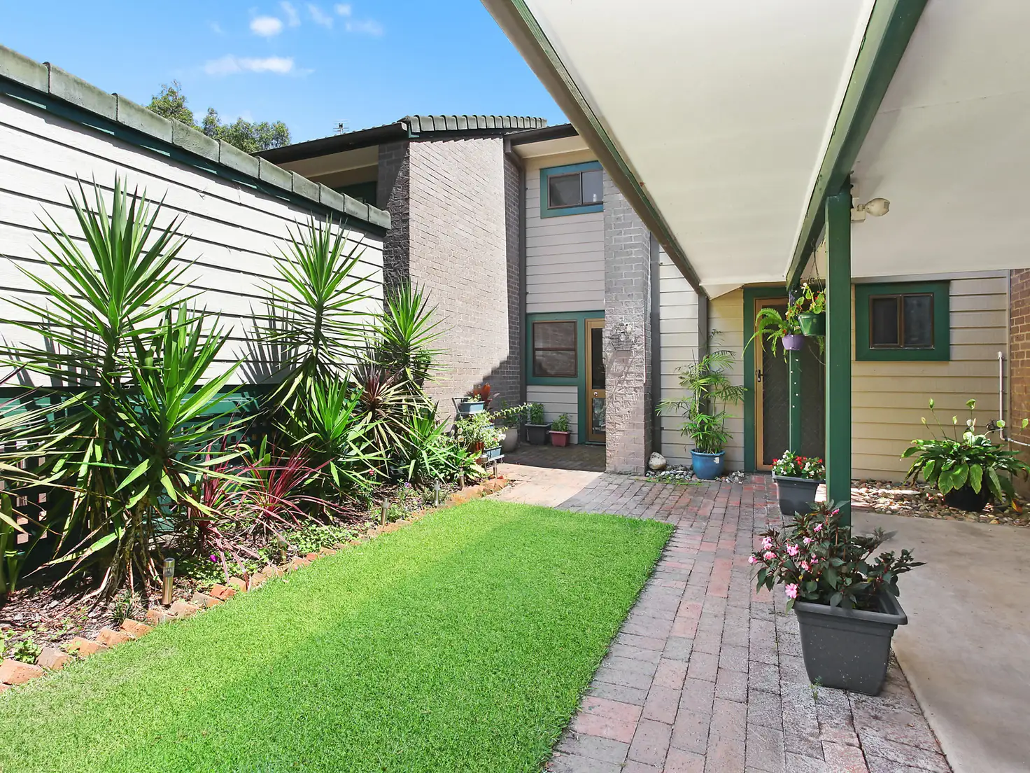 Main view of Homely townhouse listing, 2/71 Mitchell Avenue, Currumbin QLD 4223