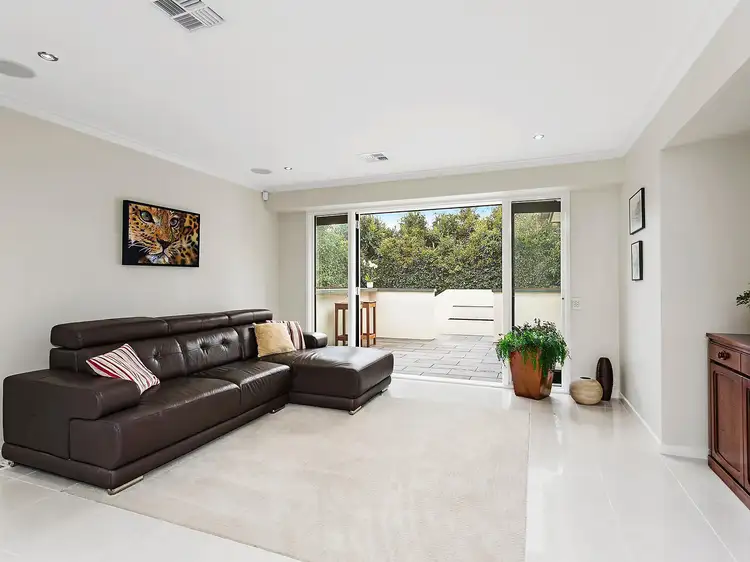 Fourth view of Homely house listing, 4 Kingswood Avenue, Mount Waverley VIC 3149