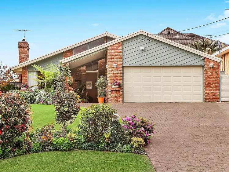 130 Collins Road, St Ives NSW 2075