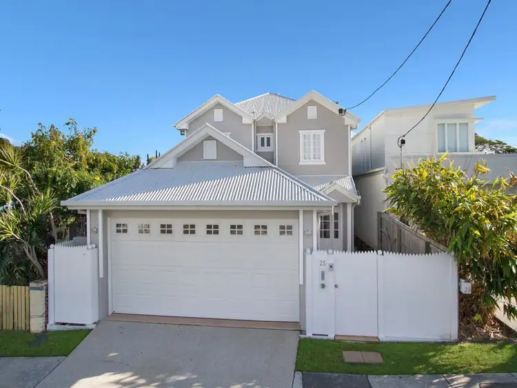 25 Thirteenth Avenue, Palm Beach QLD 4221