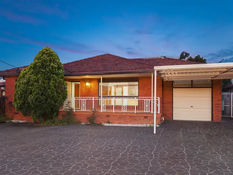 22 Railway Street, Old Guildford NSW 2161