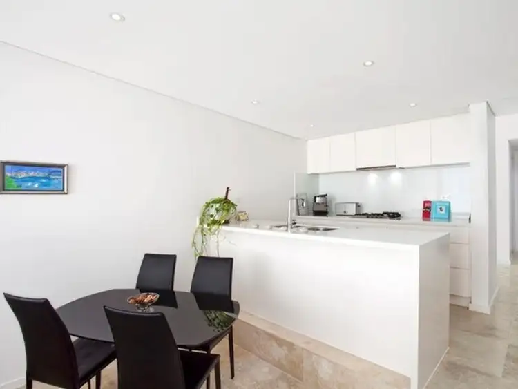 Second view of Homely apartment listing, 17/11 Alexander Street, Coogee NSW 2034