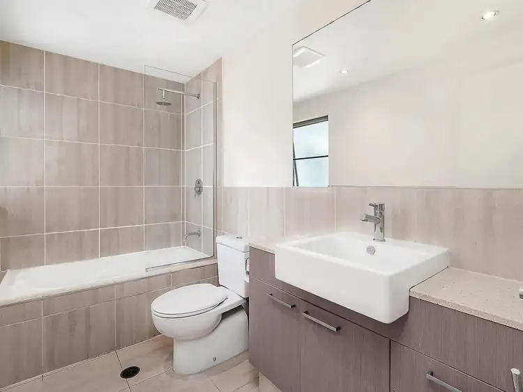 Sixth view of Homely unit listing, 207/174 Grafton Street, Cairns City QLD 4870