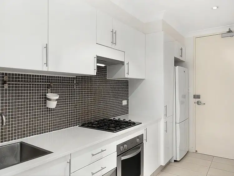 Fourth view of Homely apartment listing, 2/180 Cope Street, Waterloo NSW 2017