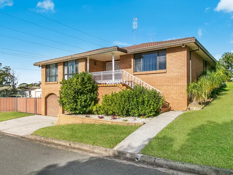 Fourth view of Homely house listing, 25 Gerard Avenue, Farmborough Heights NSW 2526