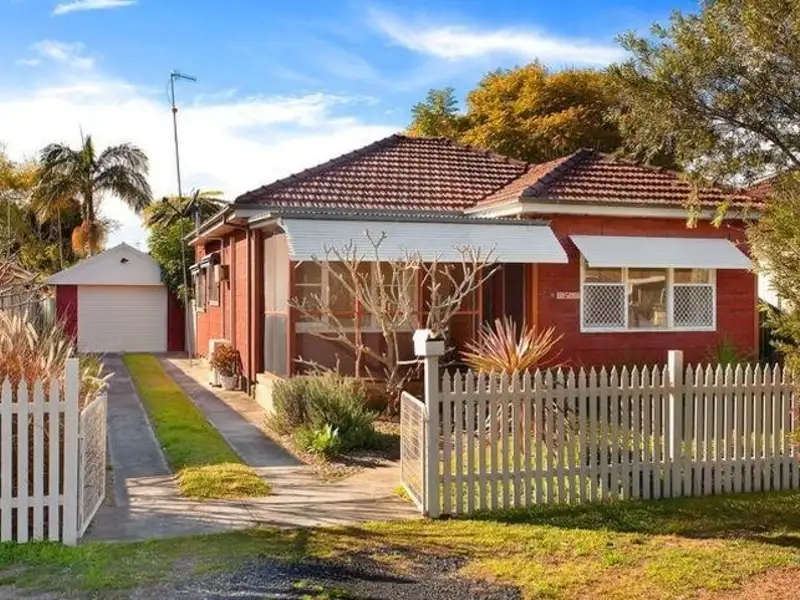 Main view of Homely house listing, 8 Murray Street, Booker Bay NSW 2257