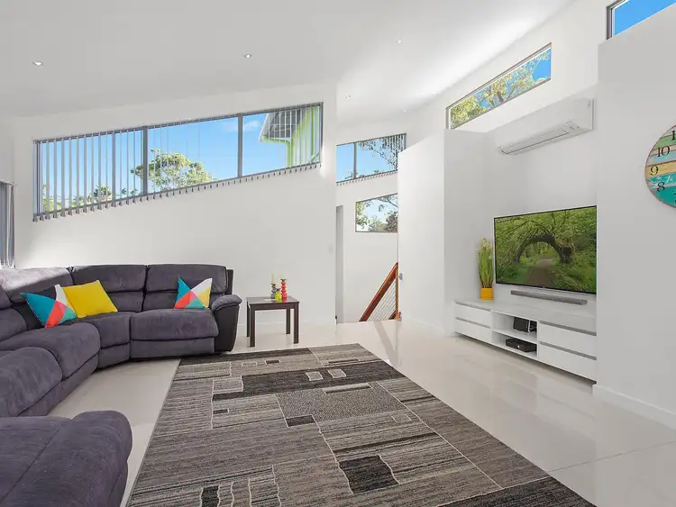 Third view of Homely house listing, 6 Erin Avenue, Berkeley Vale NSW 2261