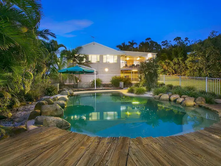 4 Selwyn Crescent, Norman Gardens QLD 4701