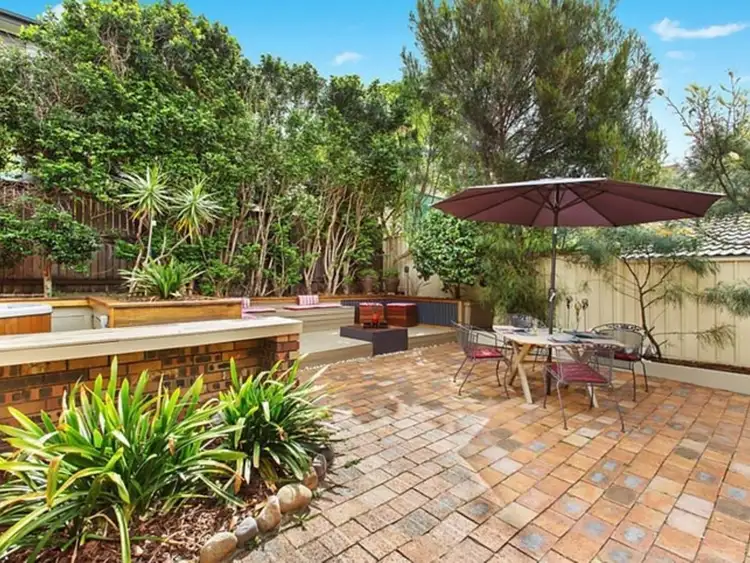 13 Keira Street, Mount Keira NSW 2500
