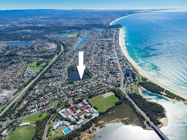 Sixth view of Homely villa listing, 2/66 Laguna Avenue, Palm Beach QLD 4221