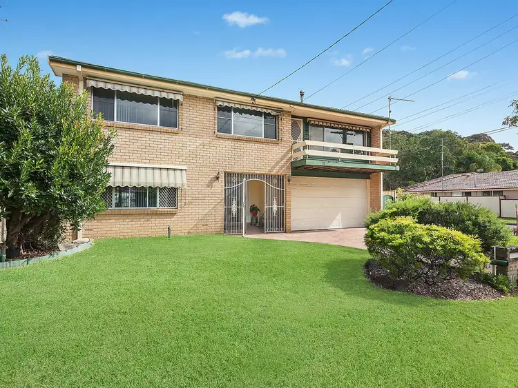 11 Carpenter Street, Umina Beach NSW 2257