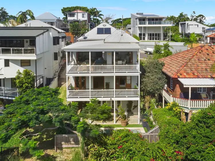 8 Teneriffe Drive, Teneriffe QLD 4005