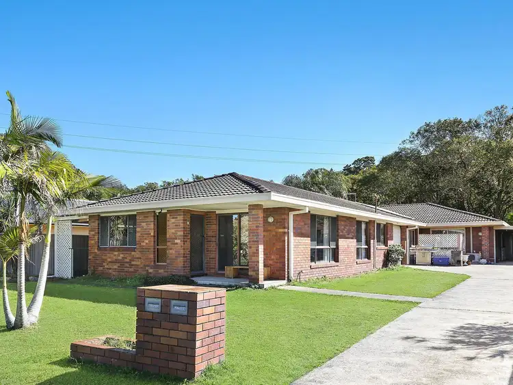Main view of Homely semi-detached listing, 1/23 Bosun Boulevard, Banora Point NSW 2486
