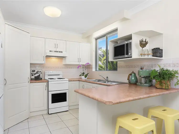 Fourth view of Homely apartment listing, 5/62 Surfview Road, Mona Vale NSW 2103