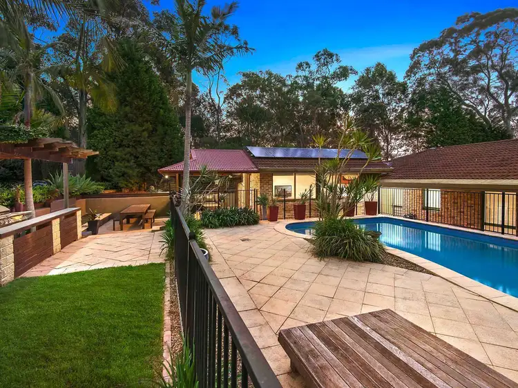 37 Borgnis Street, Davidson NSW 2085