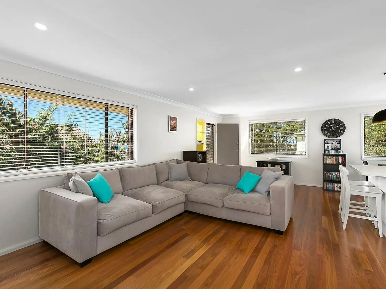 Main view of Homely villa listing, 2/26 The Lookout, Thirroul NSW 2515