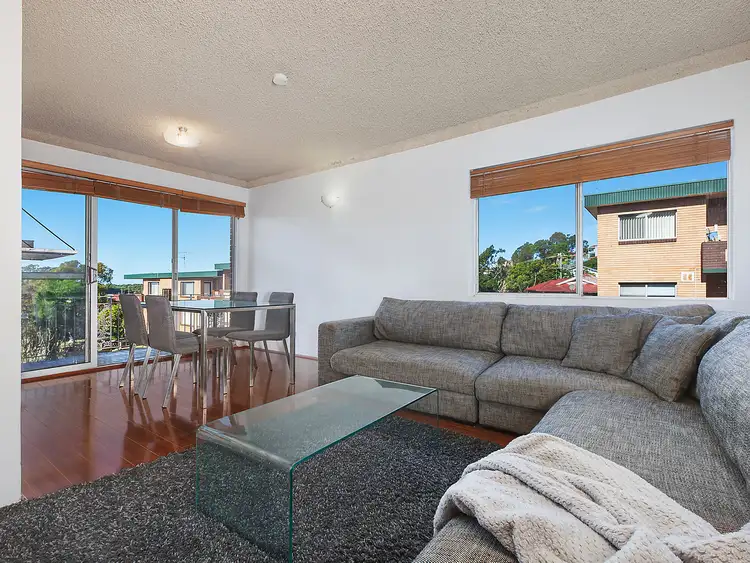 7/8 Myrtle Street, Coniston NSW 2500