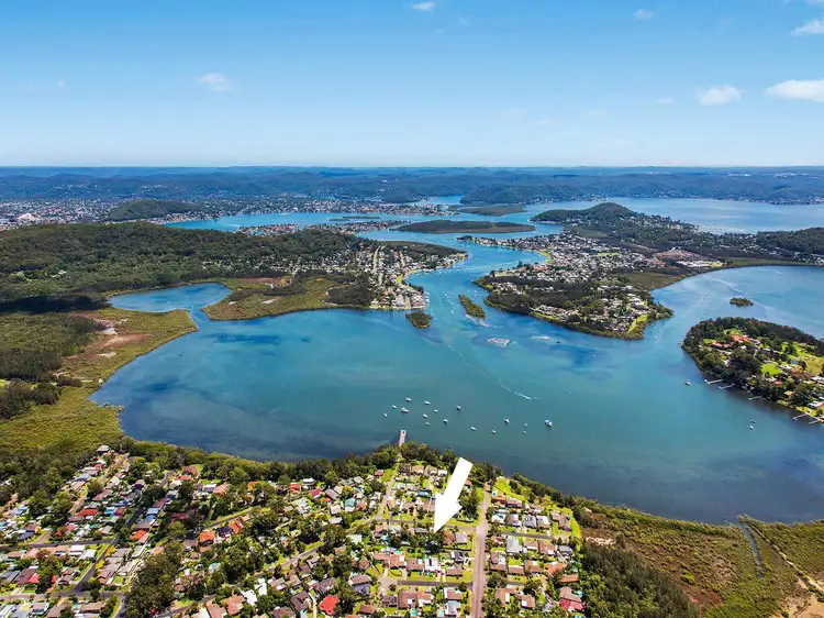 Second view of Homely house listing, 6 Hastings Parade, Bensville NSW 2251