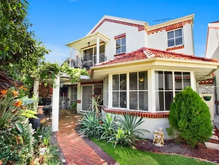 17 Riverside Mews, Drummoyne NSW 2047