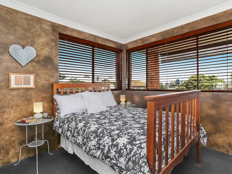 Fifth view of Homely apartment listing, 4/75 Miles Street, Hawthorne QLD 4171