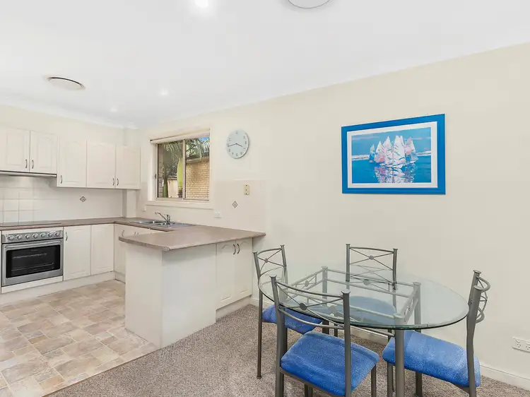 18/14 Raymond Road, Thirroul NSW 2515
