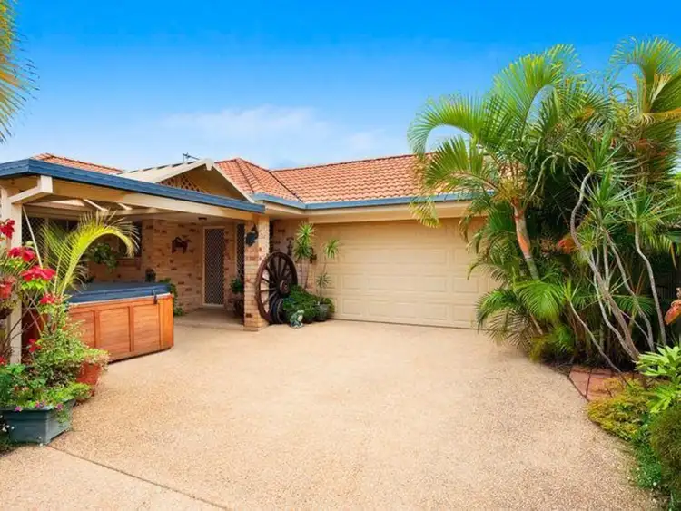 Second view of Homely semi-detached listing, 2/5 Foxhill Place, Banora Point NSW 2486