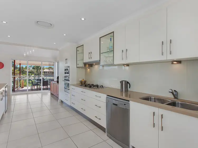 Fifth view of Homely house listing, 8 Wanneroo Court, Mermaid Waters QLD 4218