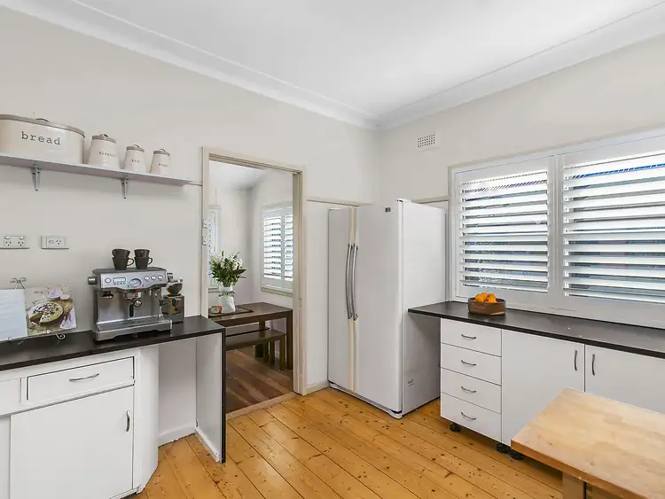 26 Carr Street, Towradgi NSW 2518