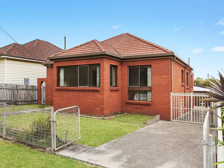 92 Illawarra Street, Port Kembla NSW 2505
