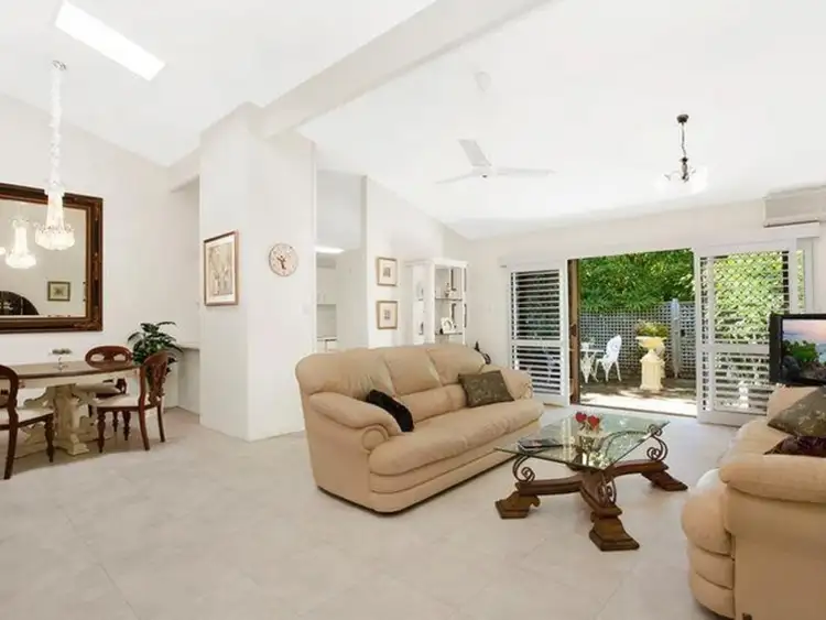 Main view of Homely townhouse listing, 16/9 Freyburg Street, Sorrento QLD 4217