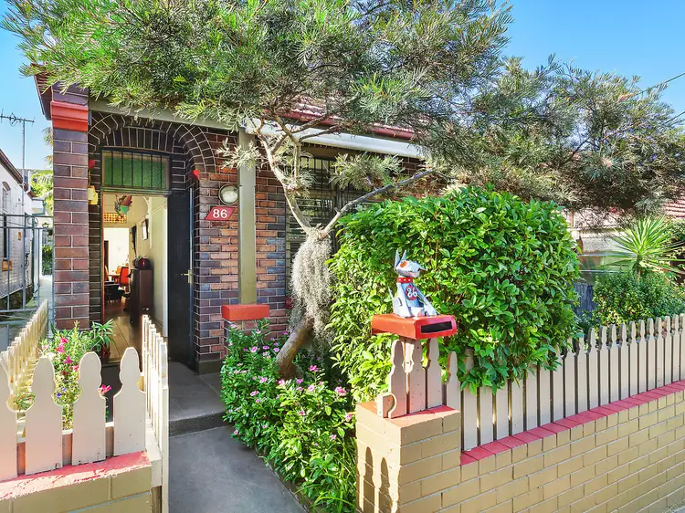 86 Beauchamp Street, Marrickville NSW 2204
