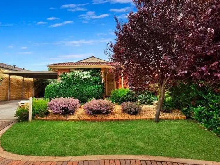 8 Bural Court, Ngunnawal ACT 2913