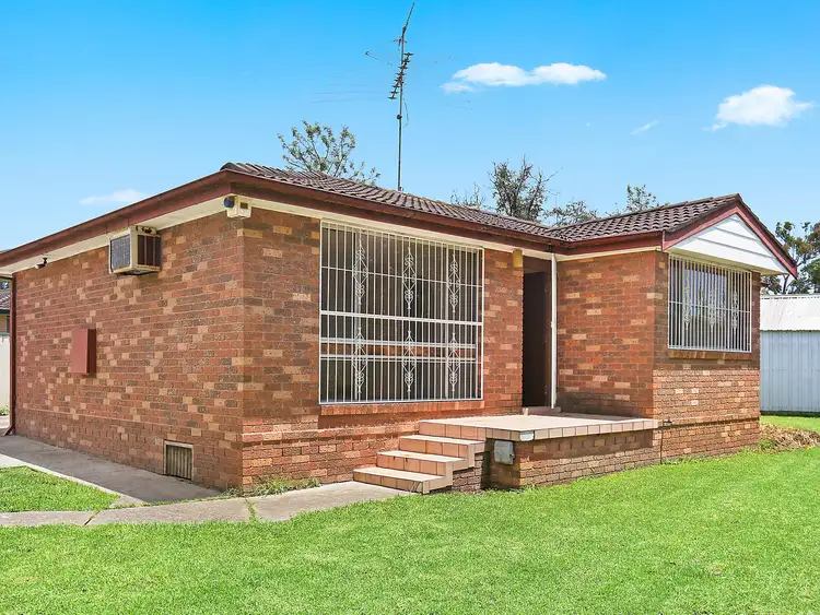 Main view of Homely house listing, 28 Hoyle Drive, Dean Park NSW 2761