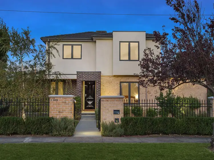 1/2 Halliday Street, Mount Waverley VIC 3149