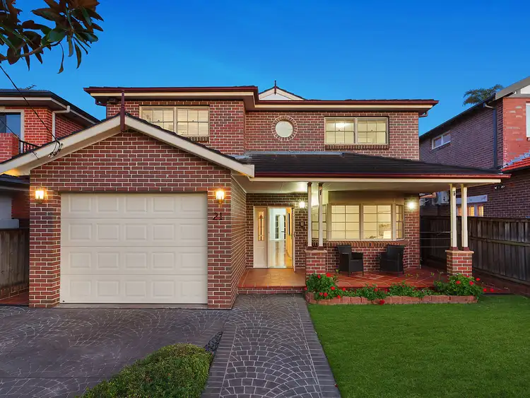 21 Beaconsfield Avenue