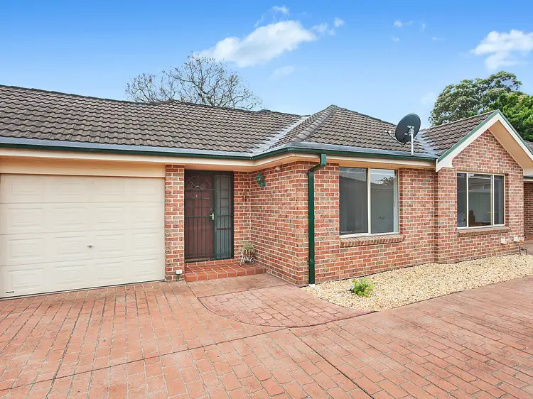 2/22 Elwin Street, Peakhurst NSW 2210