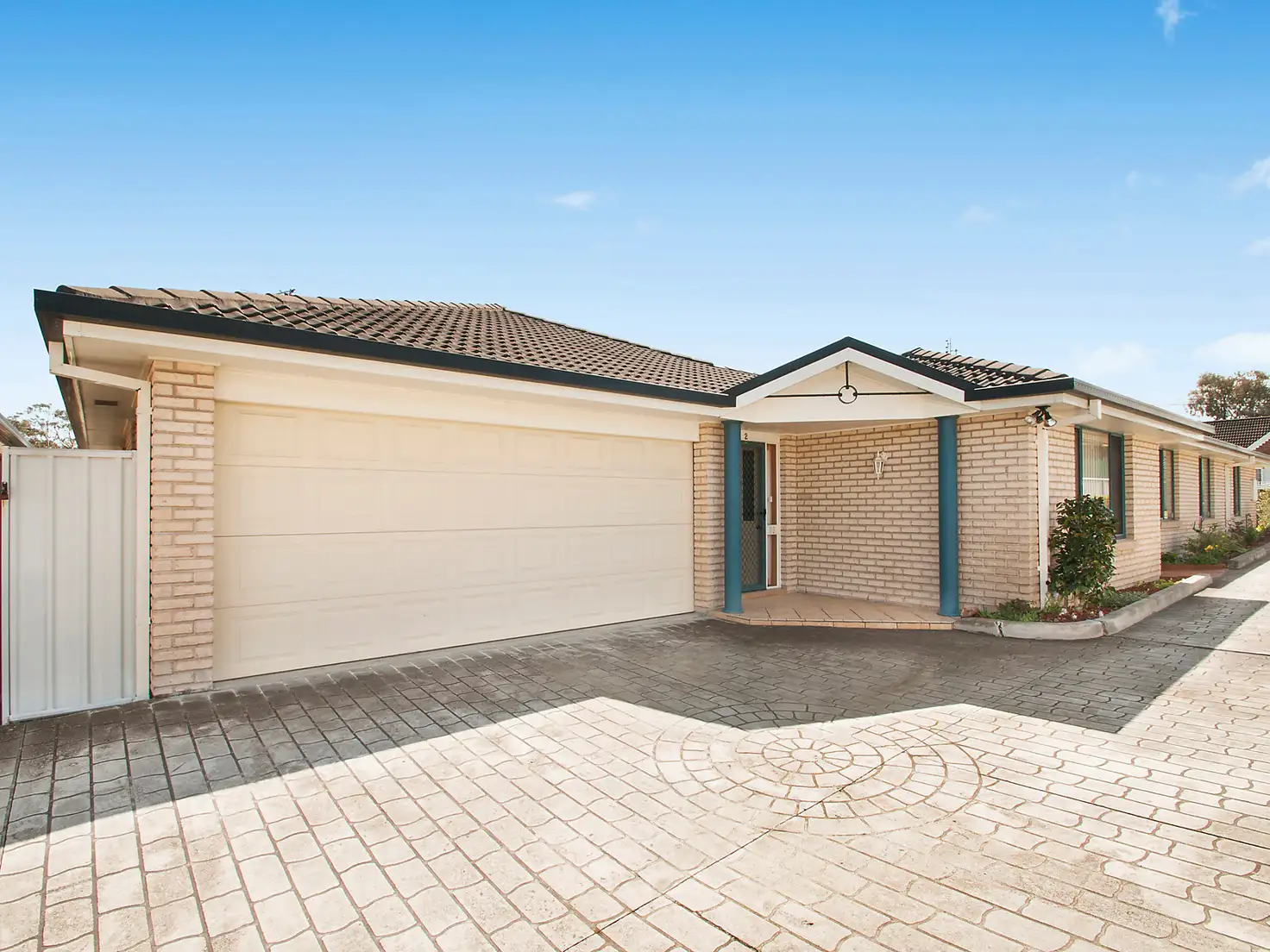 Main view of Homely villa listing, 2/71 Albert Street, Warners Bay NSW 2282