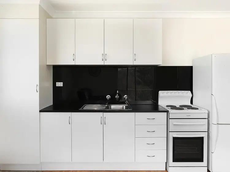 Second view of Homely unit listing, 8/86 Oxley Avenue, Kiama Downs NSW 2533