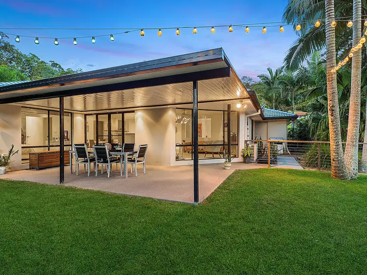 2 Glenfern Place, Bonogin QLD 4213