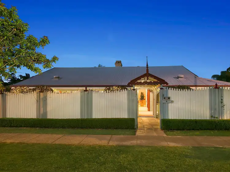 29 Dean Street, Toowong QLD 4066