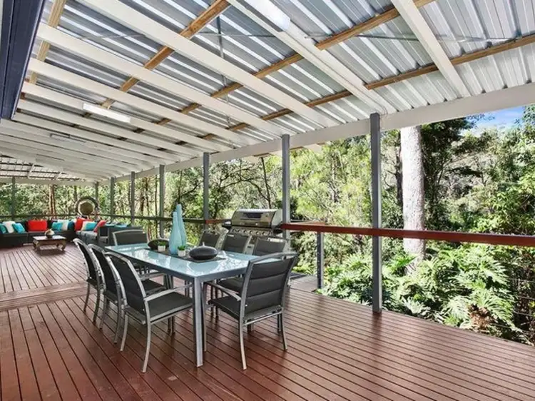 6 Dorset Place, Elanora QLD 4221