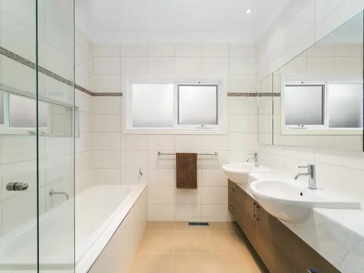 Sixth view of Homely house listing, 872 Centre Road, Bentleigh East VIC 3165