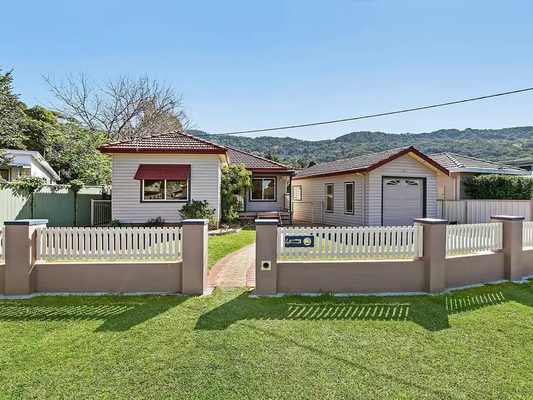 Second view of Homely house listing, 4 Kenneth Grove, Balgownie NSW 2519