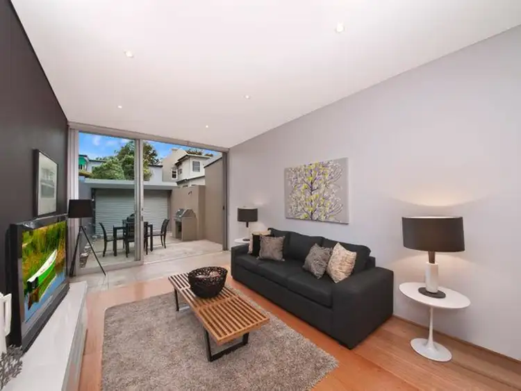 56 Kingsclear Road, Alexandria NSW 2015