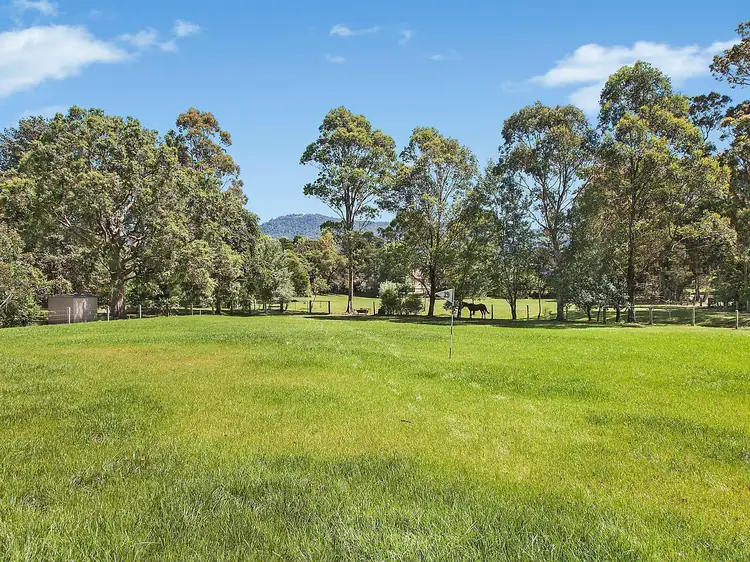 1 Halstead Place, Bomaderry NSW 2541